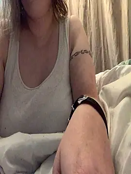 lindamarie  online show from September 28, 2:22 pm