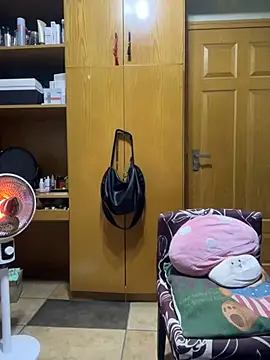 xiuchun100 online show from March 24, 1:16 pm