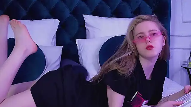 LexiBookwell online show from March 12, 6:38 am