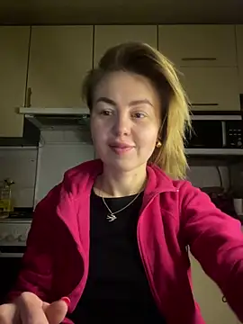 MartaLuna  online show from February 22, 6:31 pm