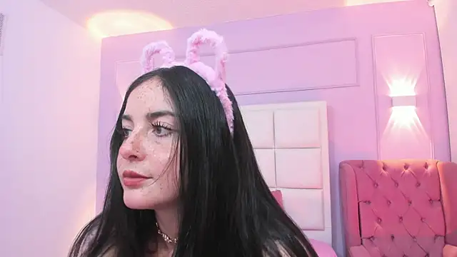 Ashleypetit online show from October 28, 12:33 pm