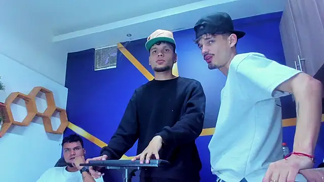 Snapshot of Iam_Steven chatting on September 30, 2:01 pm Iam Steven online show from September 30, 2:01 pm