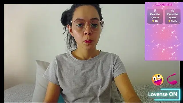 Annie rosse1017 online show from October 3, 5:23 am