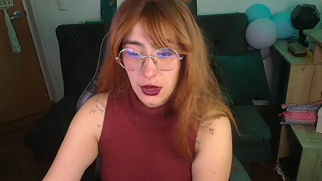 Miacatsito3 online show from December 3, 12:02 am