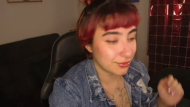 Miacatsito3 online show from February 13, 11:50 pm