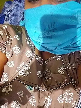 TAMI KAYAL online show from October 22, 5:45 am