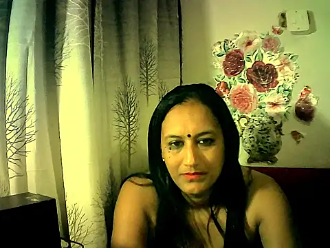 Indiansexyboobs18 online show from November 6, 11:05 am