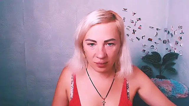 EmmaCat  online show from July 21, 4:24 am