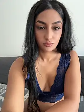 Mia spicyy online show from August 7, 9:49 am