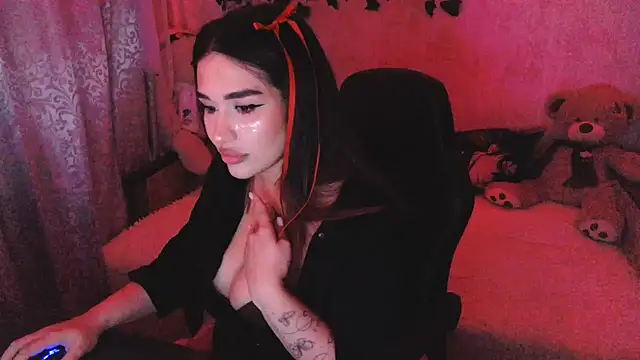 Snapshot of Amireth chatting on October 13, 2:42 pm Amireth online show from October 13, 2:42 pm