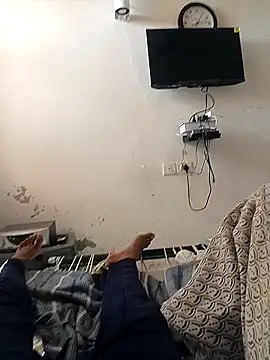 meenahotdarling online show from September 23, 2:43 am