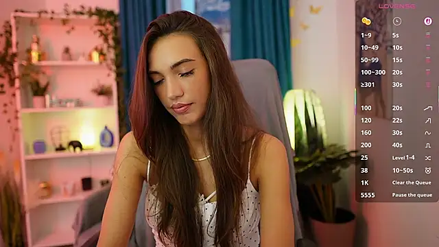 Snapshot of Alexis_Love_ chatting on October 23, 1:28 pm Alexis Love online show from October 23, 1:28 pm