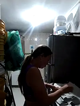 LaraCaliente online show from October 6, 9:04 am