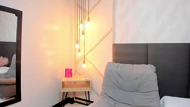 VivianSantana1 online show from October 31, 12:42 pm