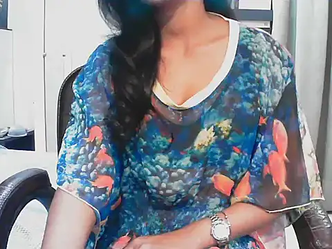 Snapshot of short_girl_ chatting on October 28, 4:46 pm short girl  online show from October 28, 4:46 pm