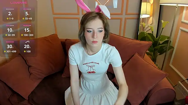 MorgyAsuna  online show from October 19, 1:46 pm