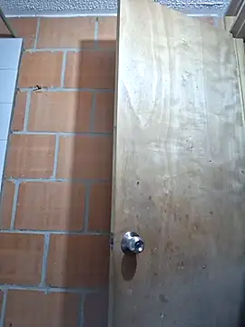 Isabelking1207 online show from March 25, 1:44 am