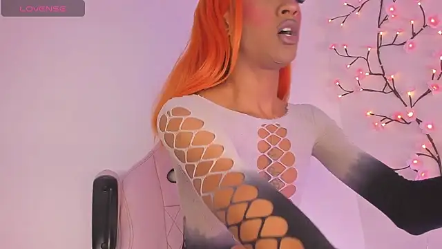 Mia royal online show from June 15, 6:08 pm