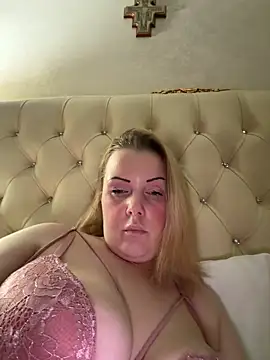 Piccolamonella29 online show from March 2, 5:19 am