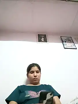 aliya-jaan71 online show from April 6, 11:33 am