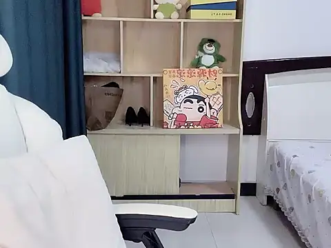 W-Sunflower online show from November 8, 2:22 pm