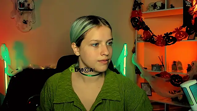 kaela spell  online show from October 26, 9:49 am