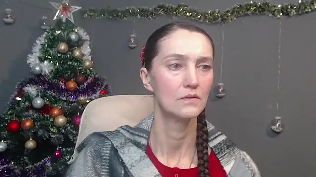 TayaFinch online show from December 14, 1:17 pm