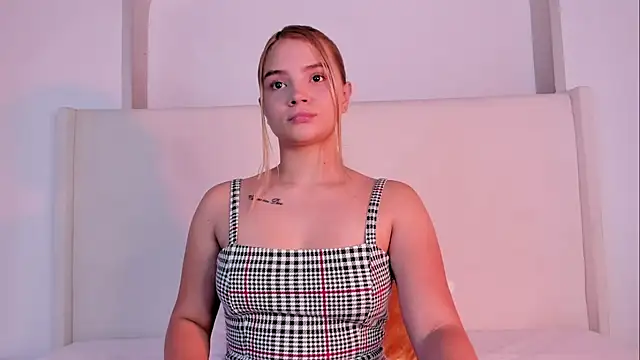 Sofi glow online show from January 7, 10:02 pm