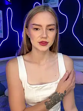 MilaMoone online show from October 27, 11:06 am