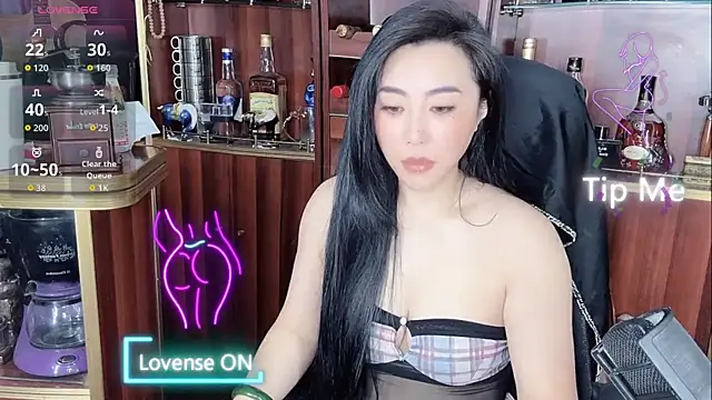 A-Lin-666 online show from October 17, 3:54 am