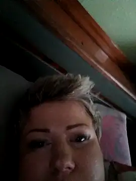 YuliiaSan online show from December 16, 7:36 am