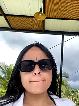 Karla 1-2 online show from November 30, 4:55 pm