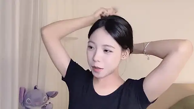 Meng 777 online show from October 31, 2:10 pm