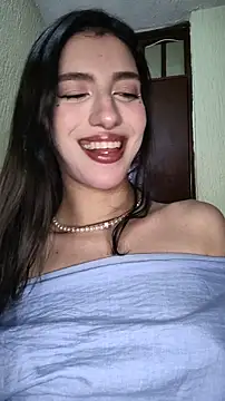 Emily-hottson online show from January 16, 7:26 am