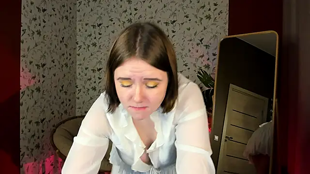 Sophi X online show from December 3, 8:11 pm