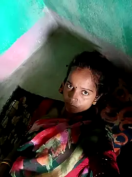 Snapshot of Km_kalpna chatting on September 19, 8:02 am Km kalpna online show from September 19, 8:02 am