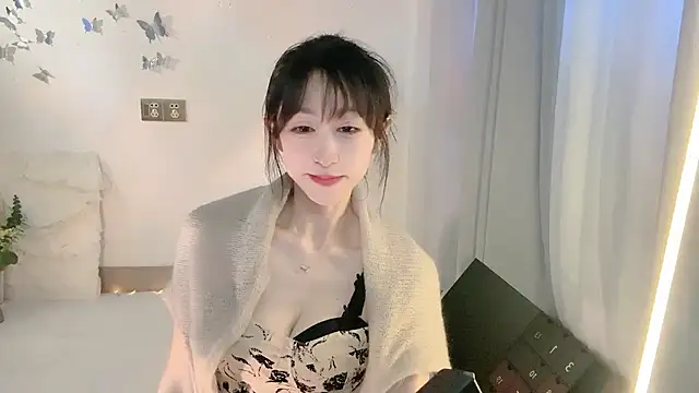 ai-ai-mi online show from October 22, 5:01 am