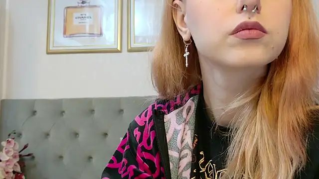 WendyMey online show from October 14, 7:22 am