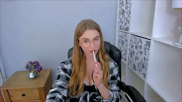 JasmineAlone online show from October 12, 7:49 pm