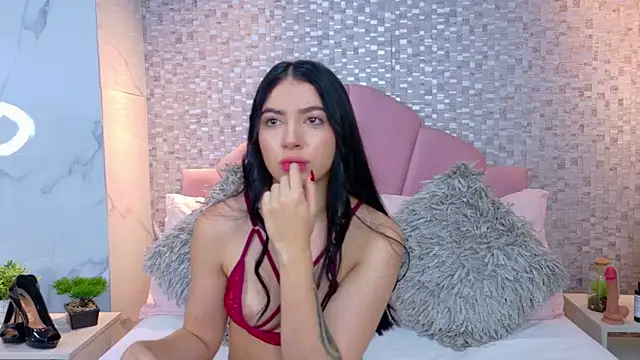 LizieSmith online show from October 17, 2:31 pm