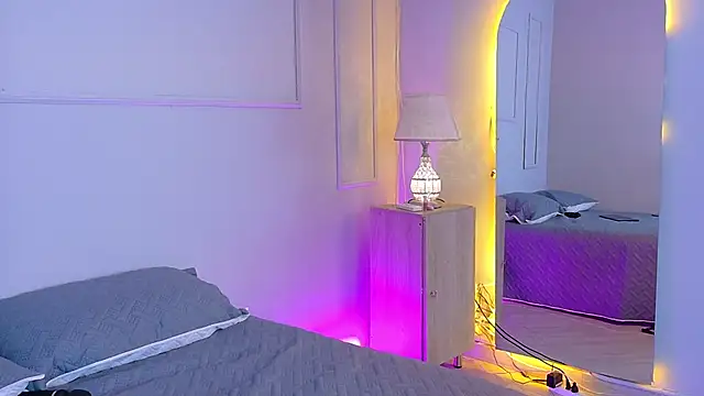 ElectraScot online show from November 15, 9:38 pm