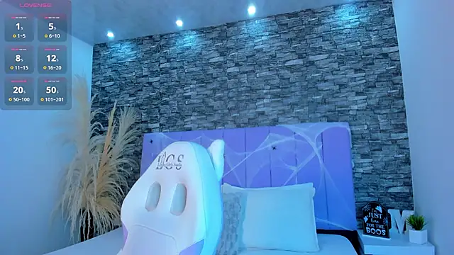 Snapshot of danna_999_ chatting on October 20, 11:52 pm danna 999 online show from October 20, 11:52 pm