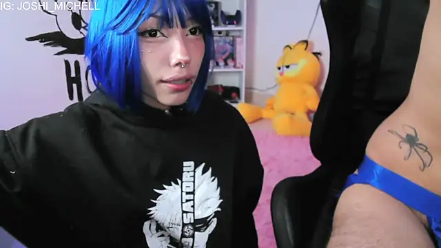 Everlong  online show from November 13, 2:21 am