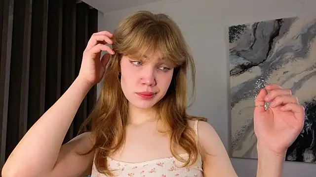 pienaple online show from November 26, 4:13 am