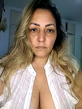 Lunita86 online show from October 28, 2:06 am