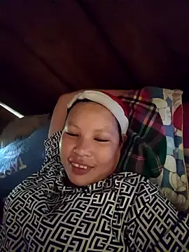 callistra online show from April 9, 7:14 am