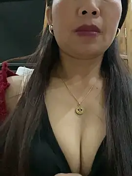 Milky-milk online show from October 24, 10:11 am