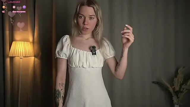 DianeHonnette online show from February 16, 7:47 pm