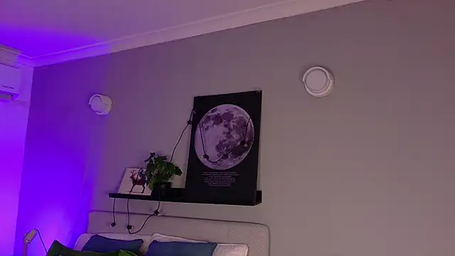 KeendraFox  online show from March 10, 10:19 am