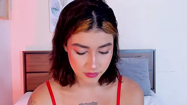 SofiaClarkson online show from December 15, 1:27 pm